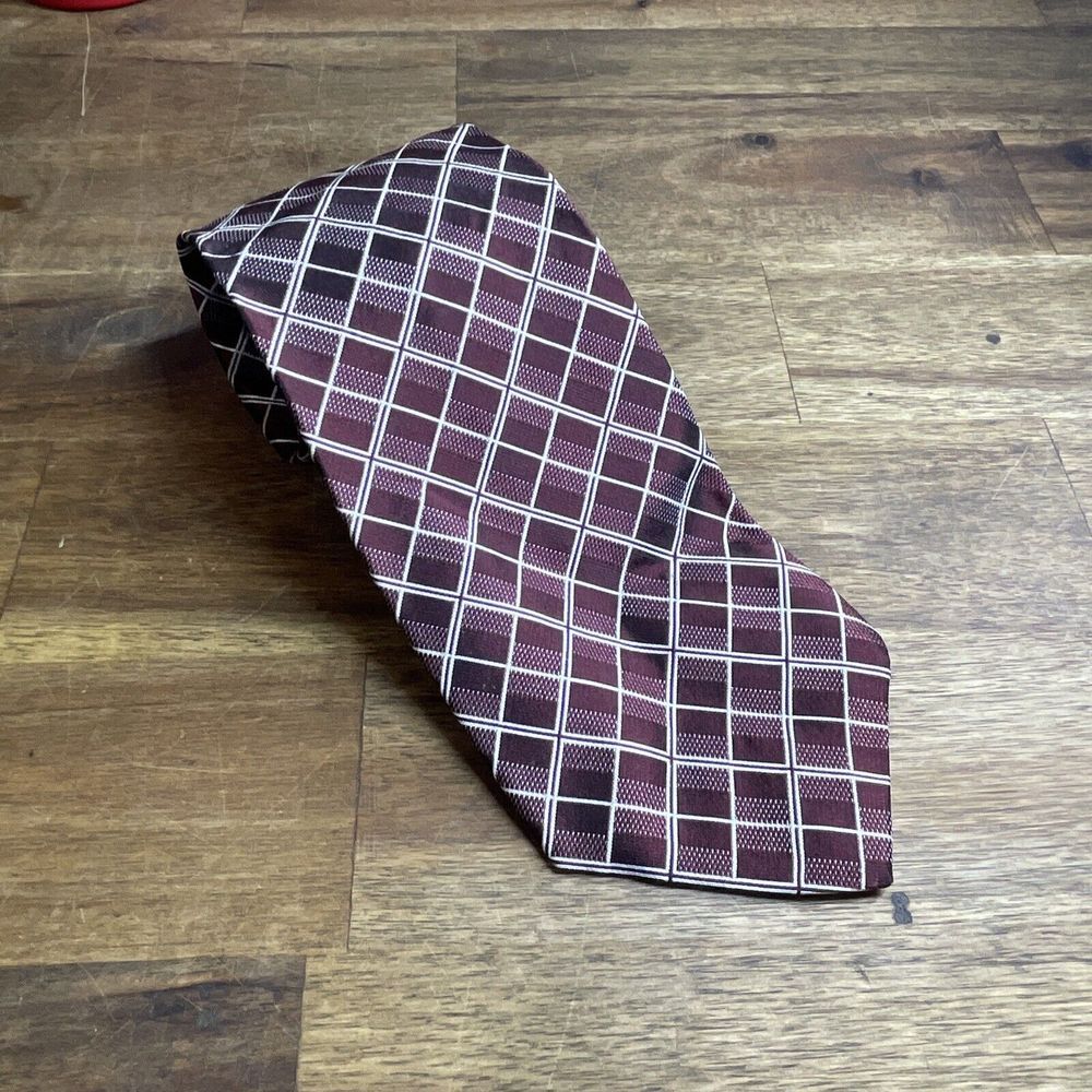 RALPH LAUREN LRL Neck Tie Mens Burgundy Silver 100% Silk Geometric  Designer